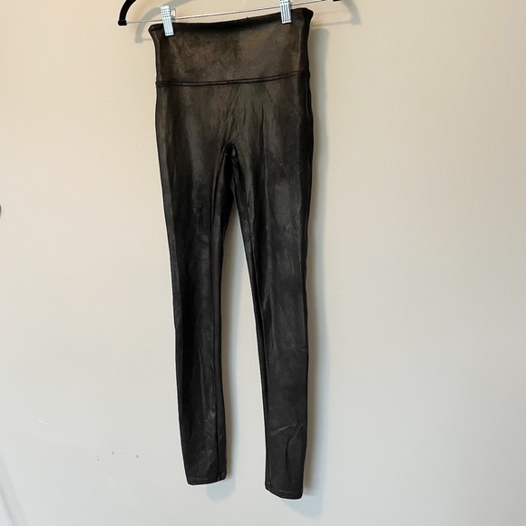 SPANX faux leather leggings- Size S - Picture 5 of 9